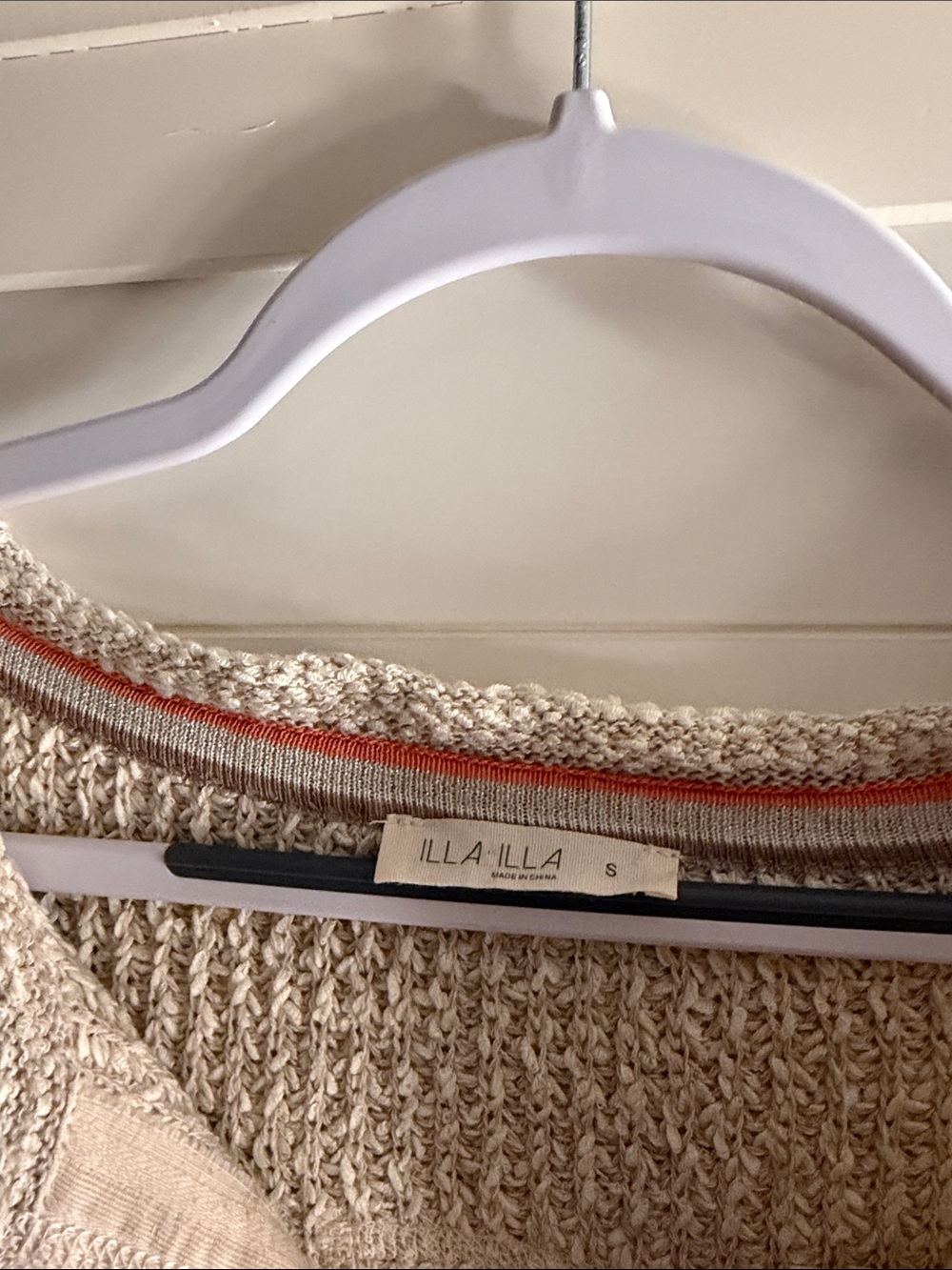 ILLA ILLA Cream Waffle Knit V-Neck Sweater - Picture 2 of 3